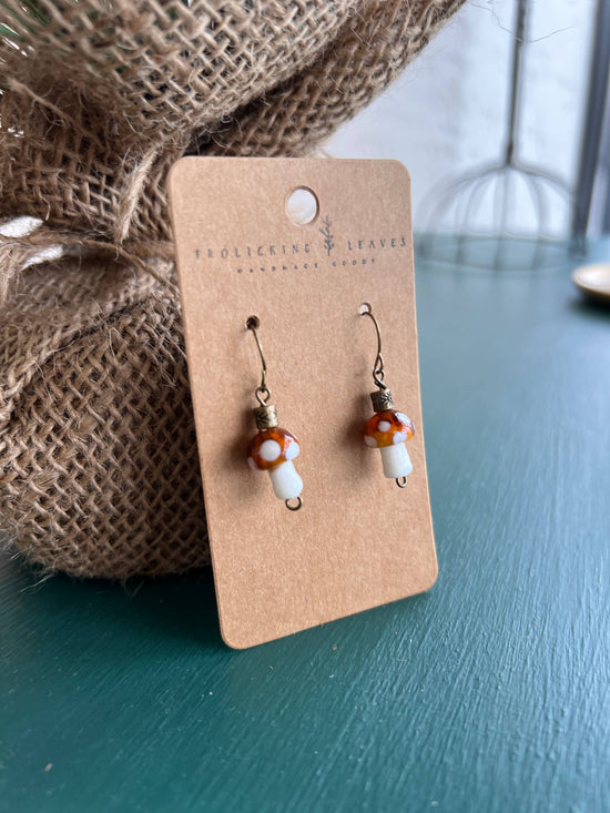 Frolicking Leaves Small Glass Mushroom Earrings - Amber