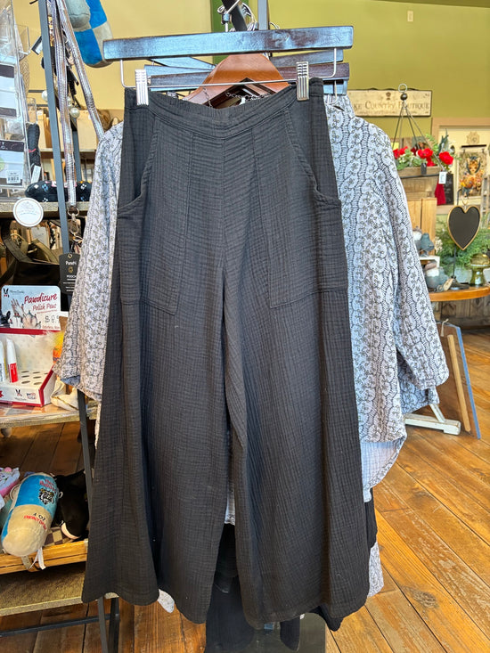 Color Me Cotton Pocketed Culotte - Black