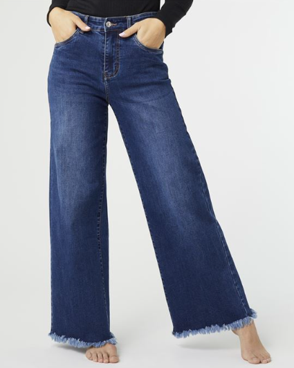 Coco and Carmen EVERSTRETCH WIDE LEG JEANS WITH FRAYED BOTTOM