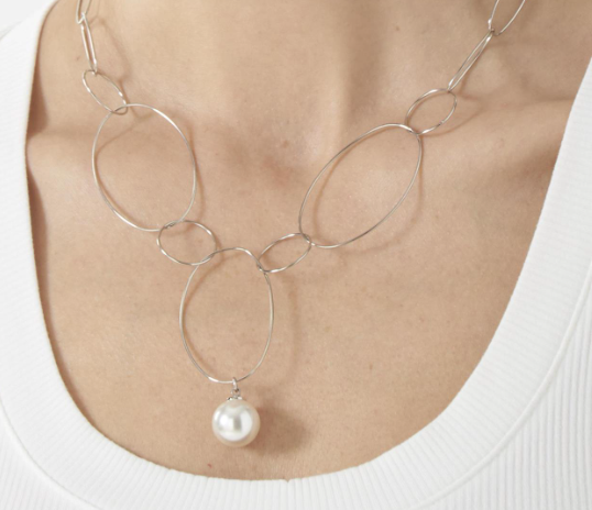 K&K Interiors 18 Inch Delicate Chain Necklace w/Pearl Pendant