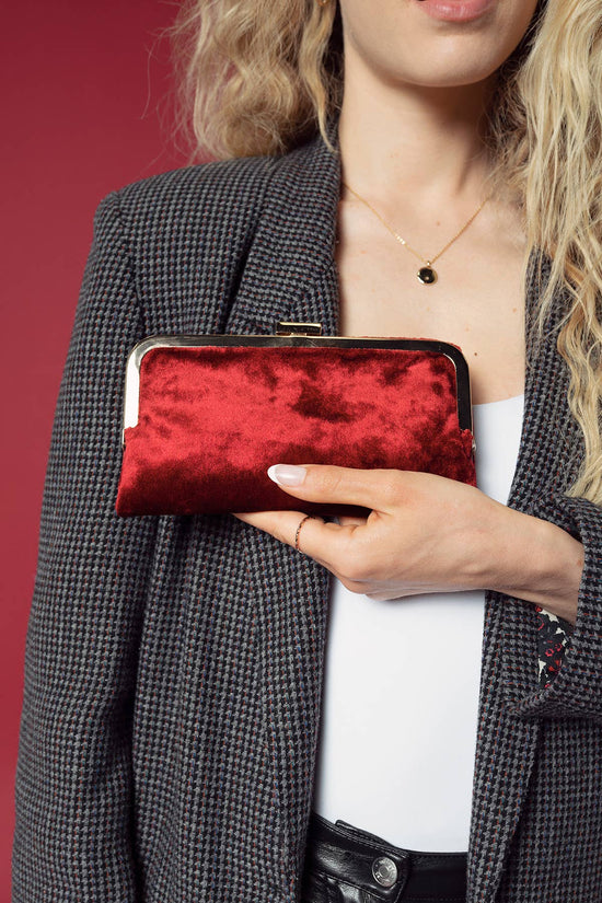 Jen & Co. Sue Velvet Wallet Pouch Crossbody